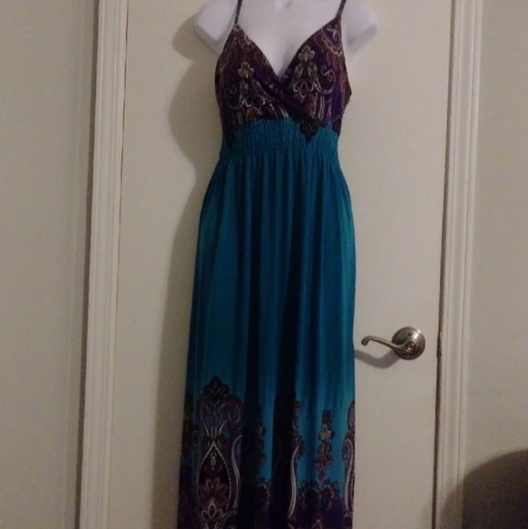 Body Central Dresses & Skirts - Body central blue & purple dress